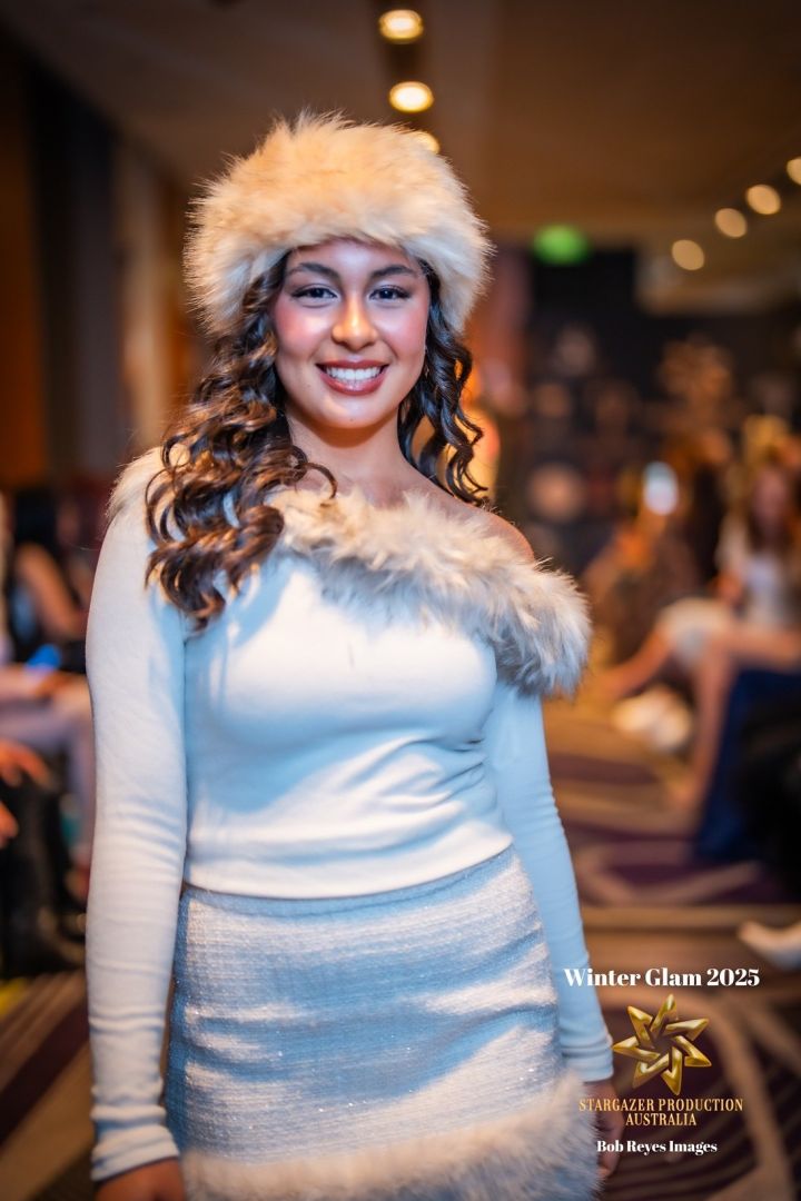 Stargazer Runway Models gallery photo 16